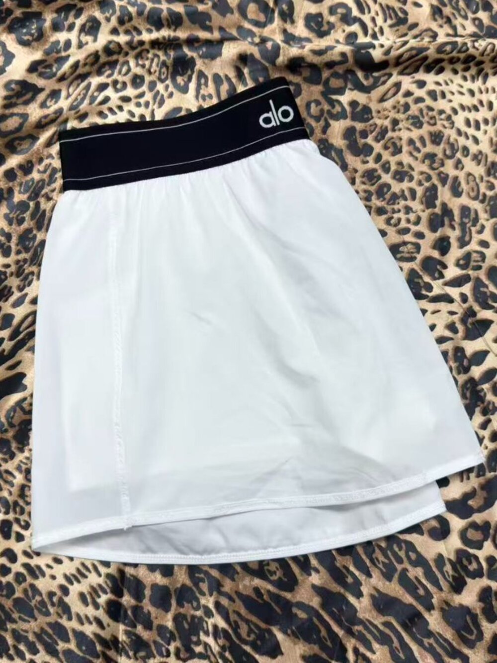 Brand new with tags Alo Yoga🥯Match Point Tennis Skirt White - Picture 6 of 7